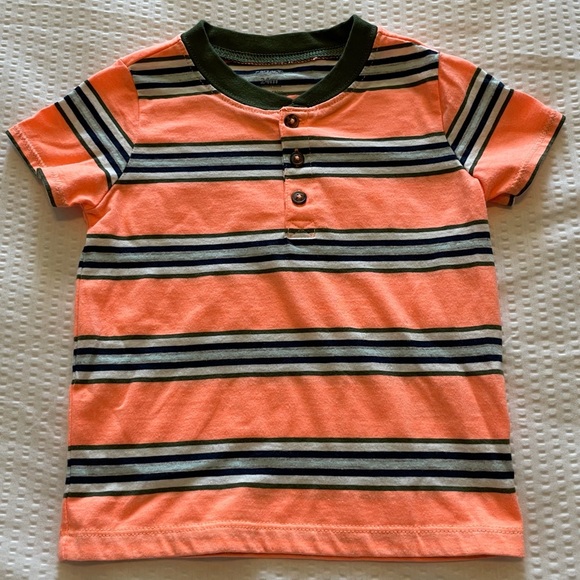 Carter’s size 24 mos shirts for boys - Picture 5 of 13